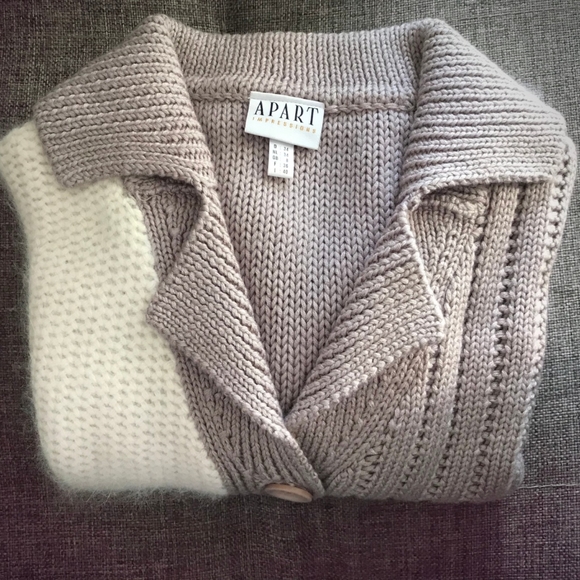 Cashmere knit cardigan - Picture 3 of 8